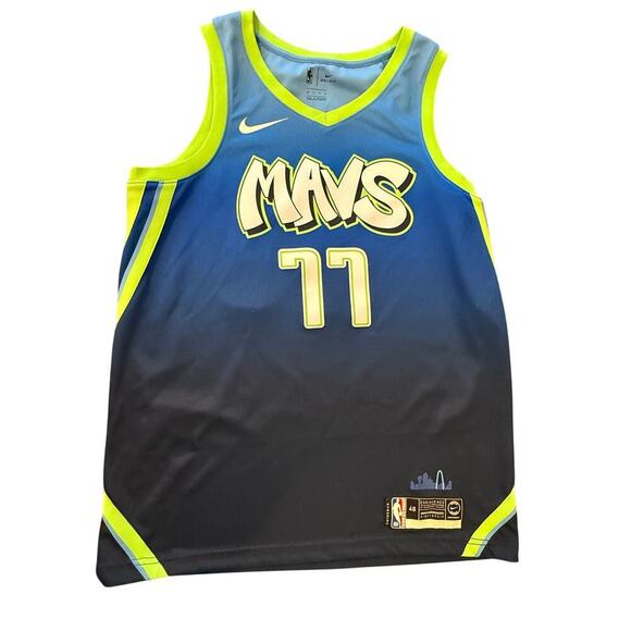 Nike Tops - Nike Dri Fit NBA Luka Doncic #77 Basketball Jersey size 48 L City Jersey